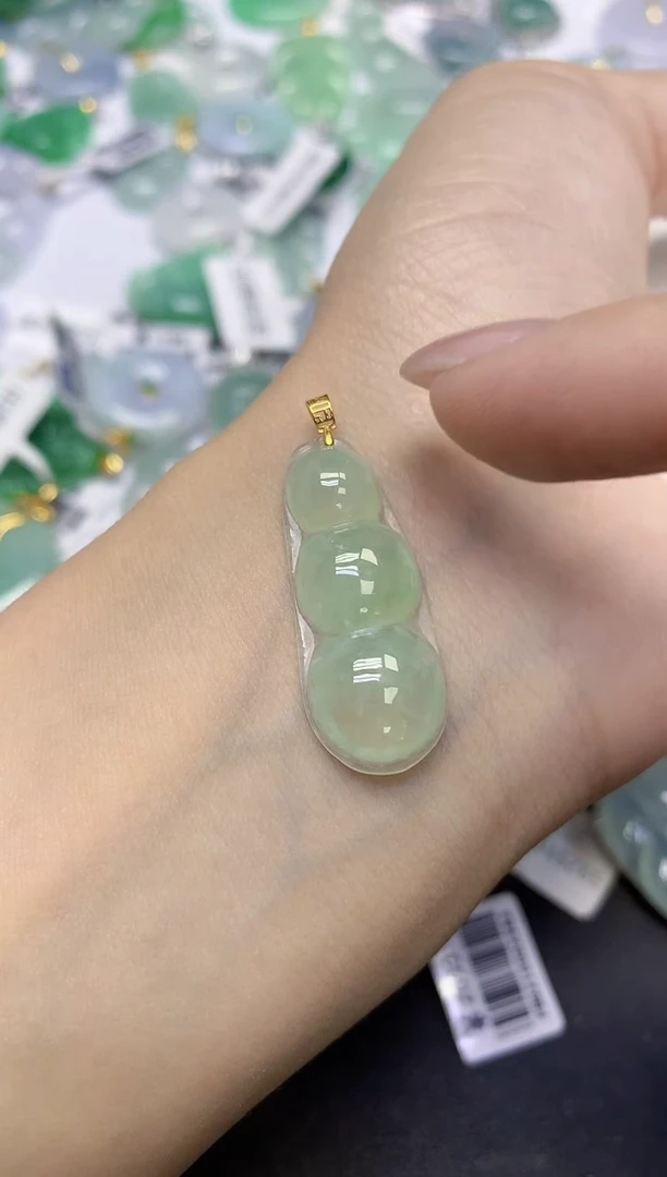 颈饰18K金镶嵌翡翠天然缅甸翡翠A货百元以上9元证书费自理