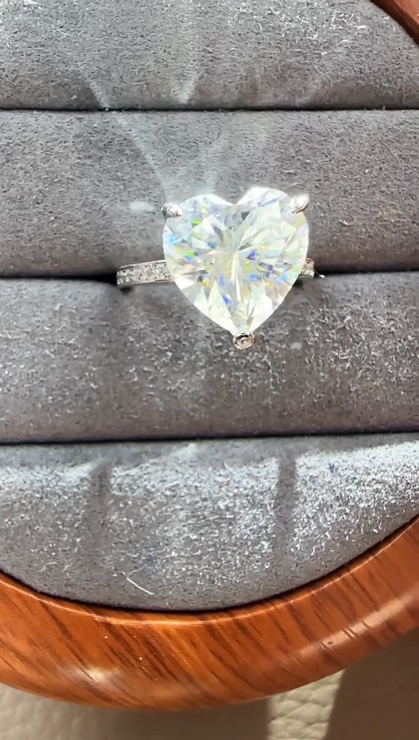 主播定制链接 爱心戒指5ct 定制圈口