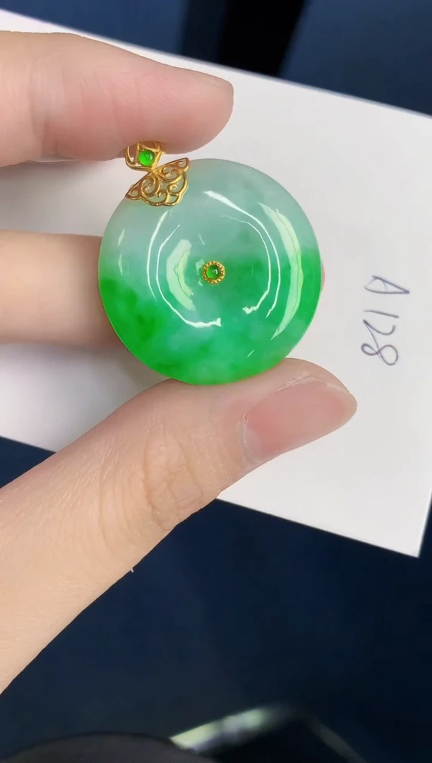 颈饰18K金镶嵌翡翠天然翡翠缅甸A货