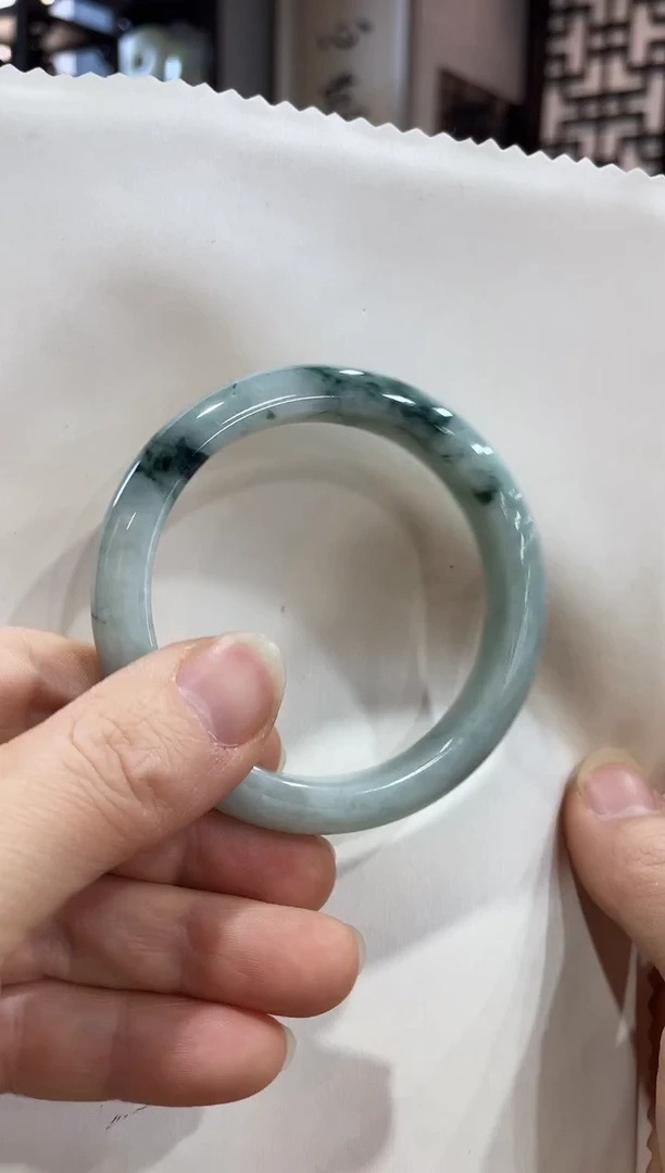 未镶嵌手镯翡翠88