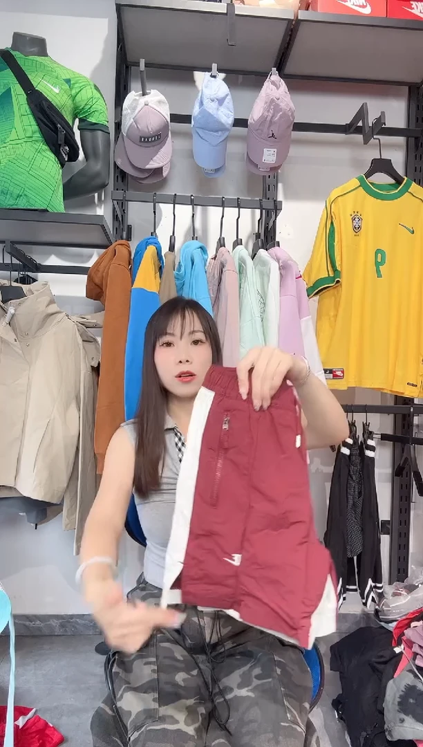 1130 编码 瑕疵款直播间过款为准 尺码
