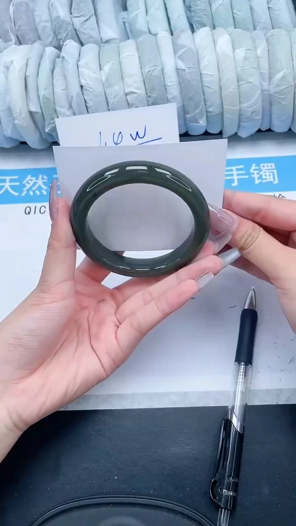【闪购商品】和田玉手镯未镶嵌161-57