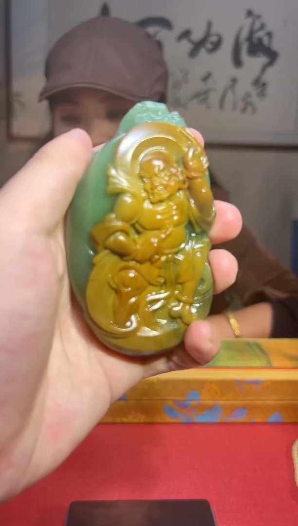 未镶嵌和田玉把件乐姐（碧玉罗汉）35