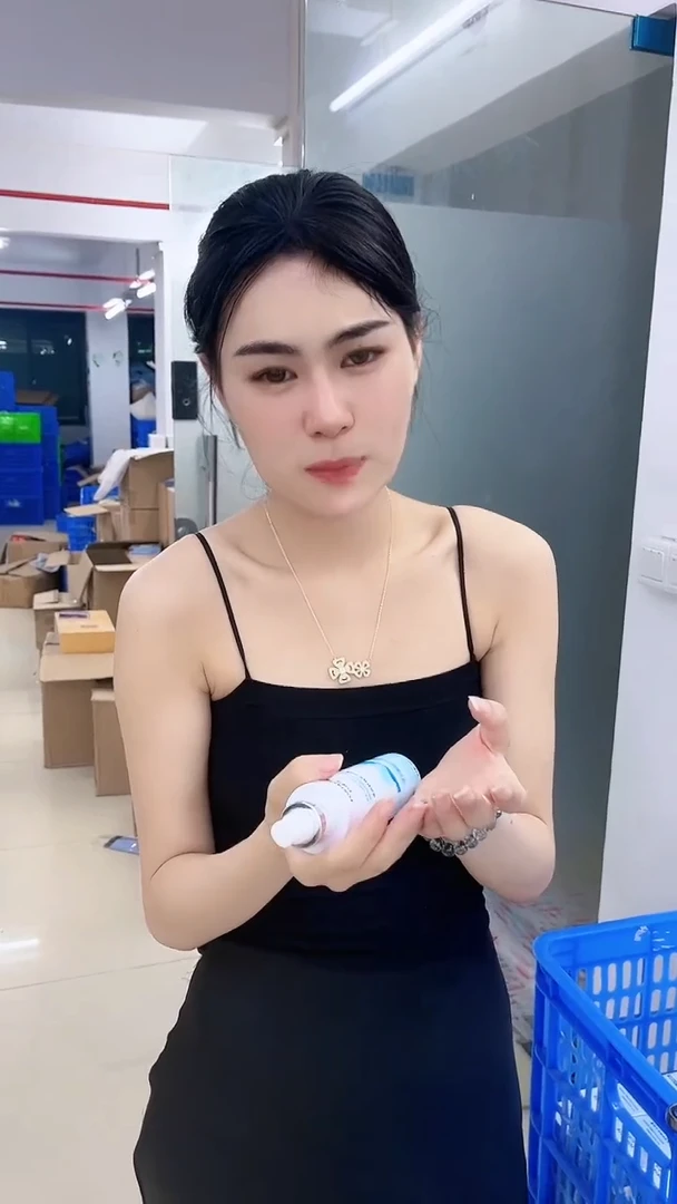 补水喷雾两支！！！！！