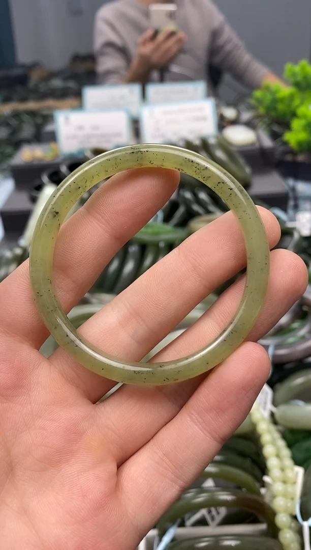 未镶嵌手镯和田玉52.5