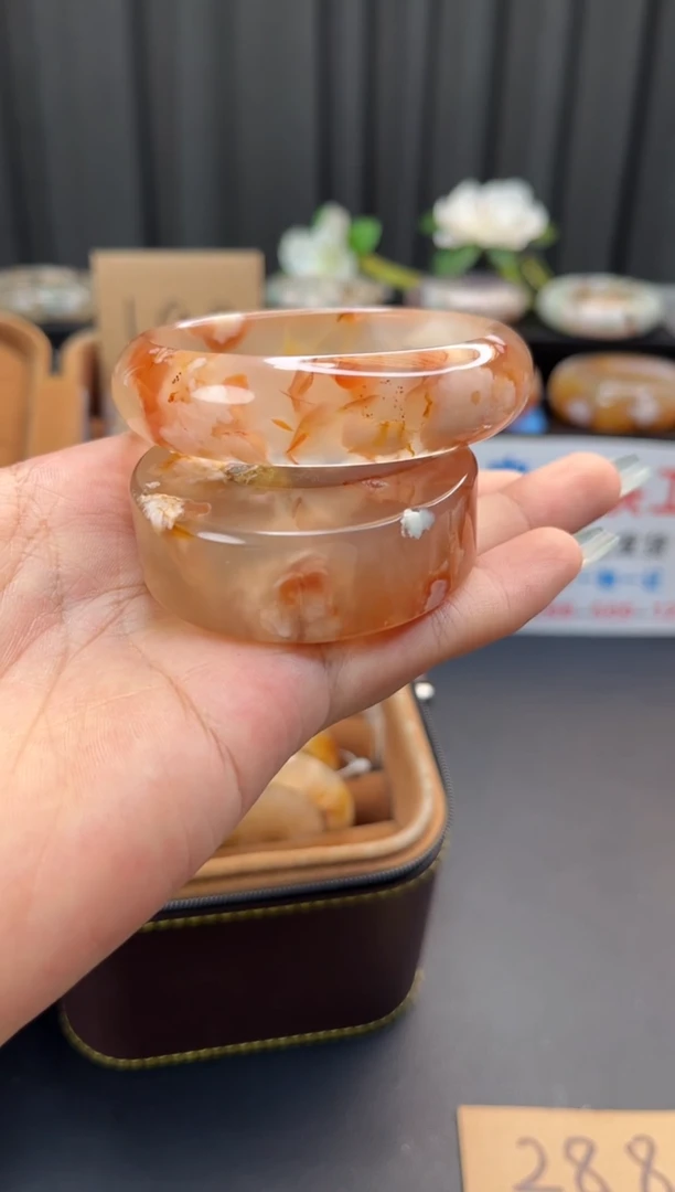 无非金属赠送镯心（56圈口）