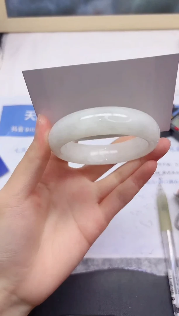 和田玉手镯未镶嵌267-54.6