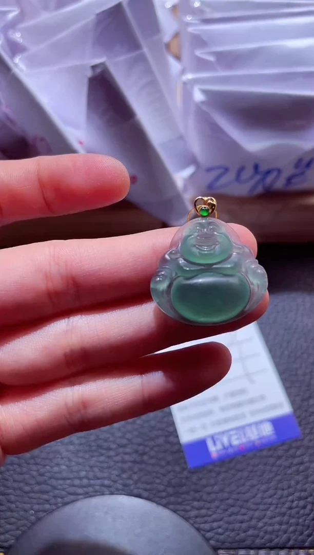 颈饰18K金镶嵌翡翠00005041