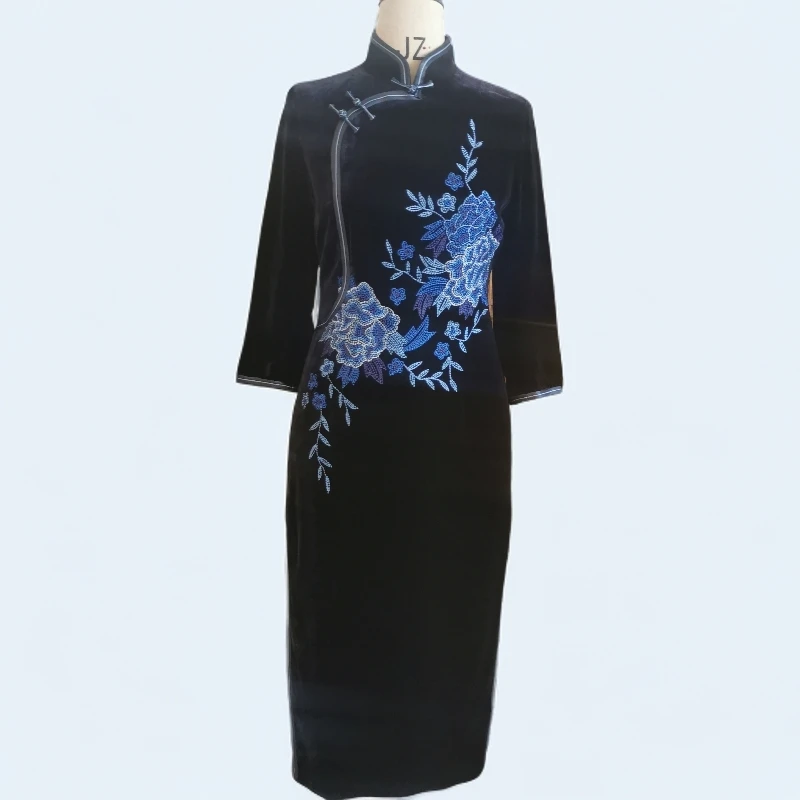 格格品牌  丝绒精美刺绣九分袖中长款旗袍5420010144