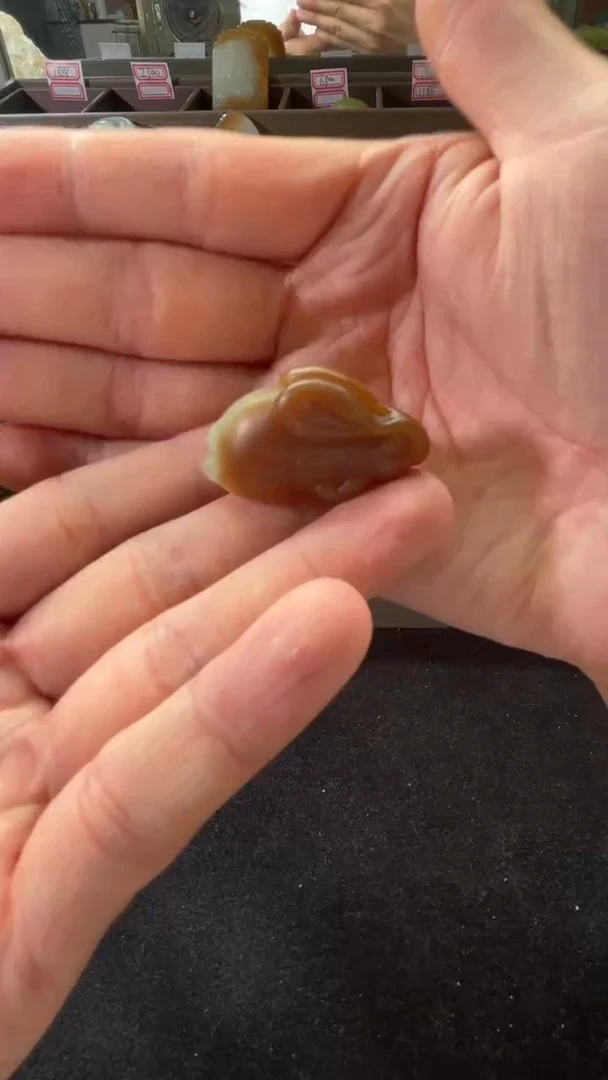 和田玉未镶嵌吊坠(赠链)新疆和田玉若羌兔子吊坠