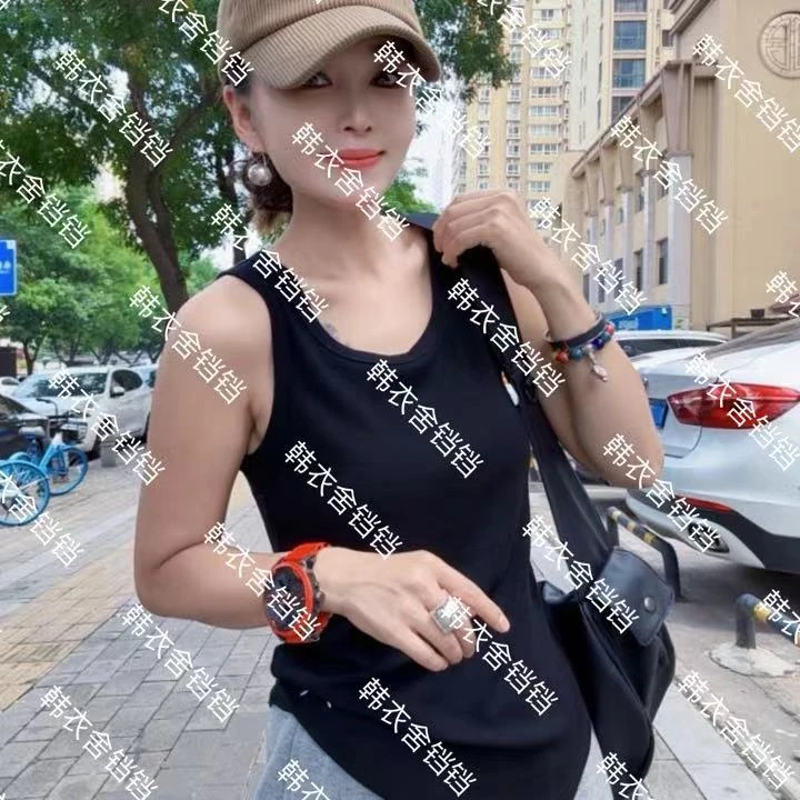 冰岛白茶 圆领无袖修身高弹力百搭背心 22921