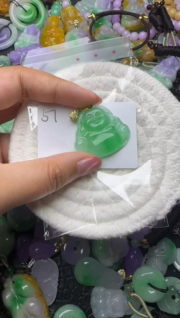 颈饰未镶嵌翡翠缅甸翡翠吊坠