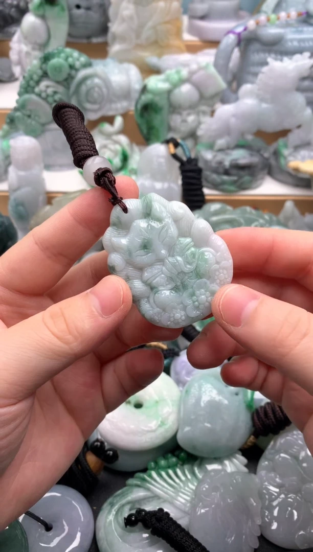 吊坠(不含链)未镶嵌翡翠1