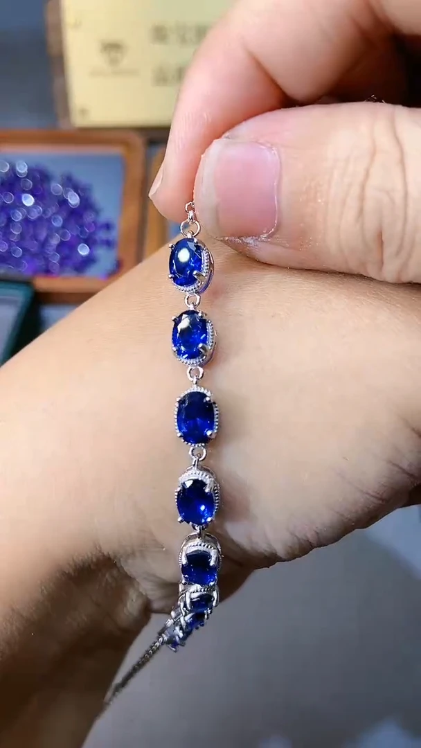 【闪购商品】蓝宝石手链银S925镶嵌354