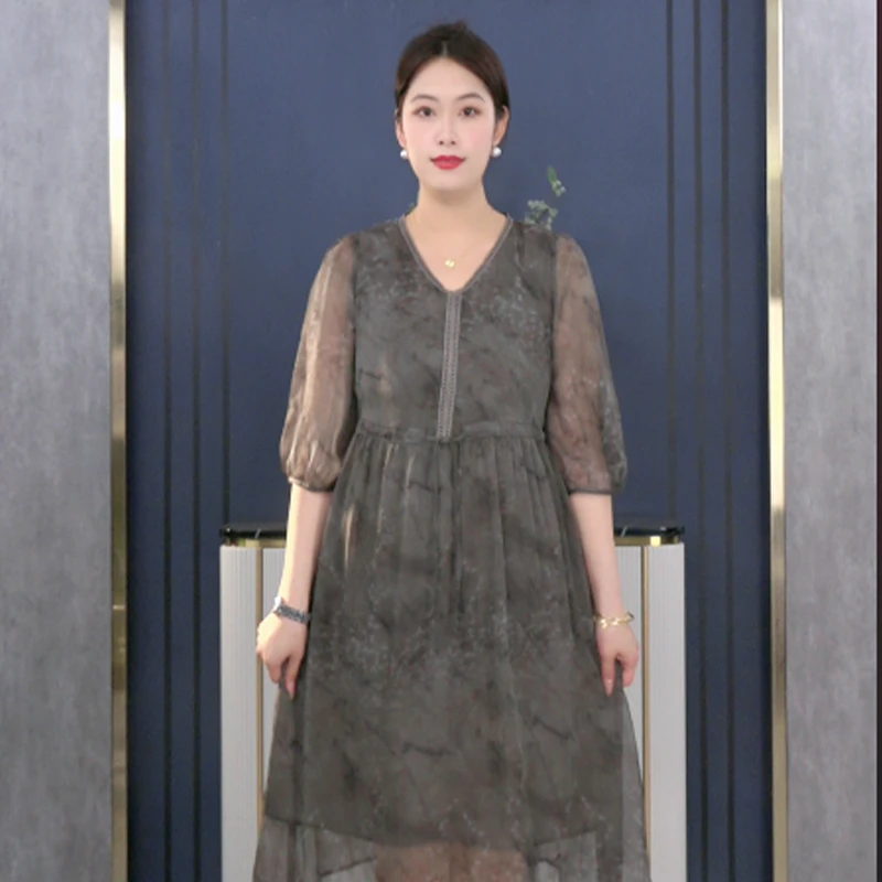 薇姐大码女装宽松中袖连衣裙气质V领拼接系带裙子ZB5973