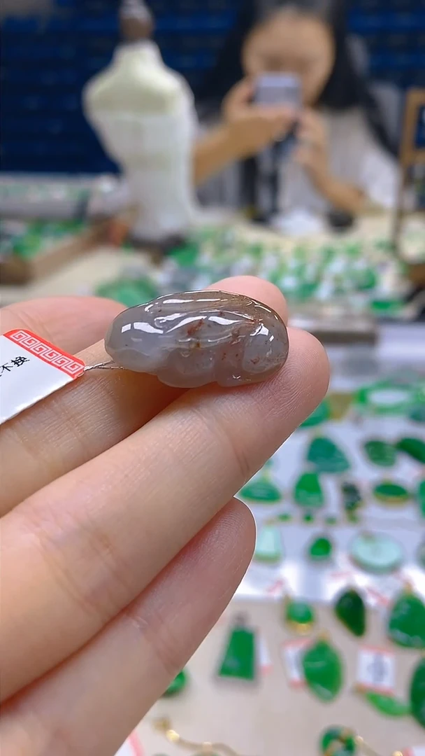 颈饰未镶嵌翡翠新号开播 全场乱卖