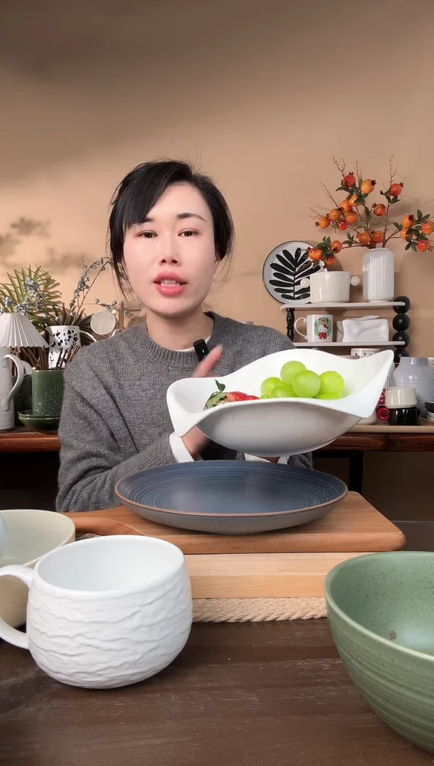 【闪购商品】瓷片10英寸花边大汤碗微瑕