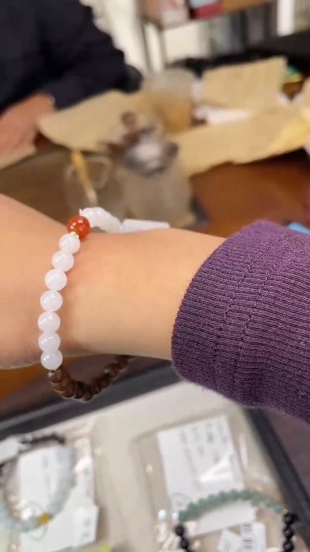 未镶嵌戒指翡翠珠串