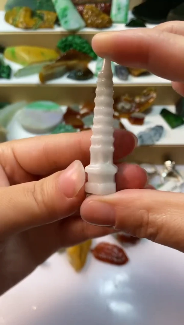 颈饰未镶嵌翡翠092天然翡翠