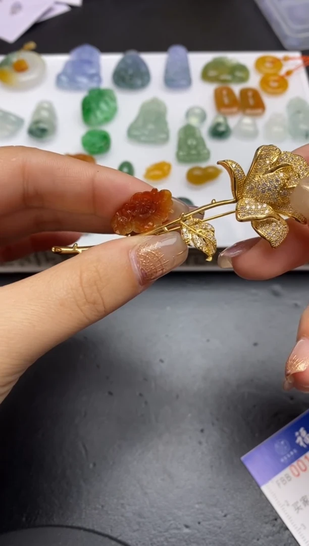 【闪购商品】定制翡翠未镶嵌翡翠毛货~