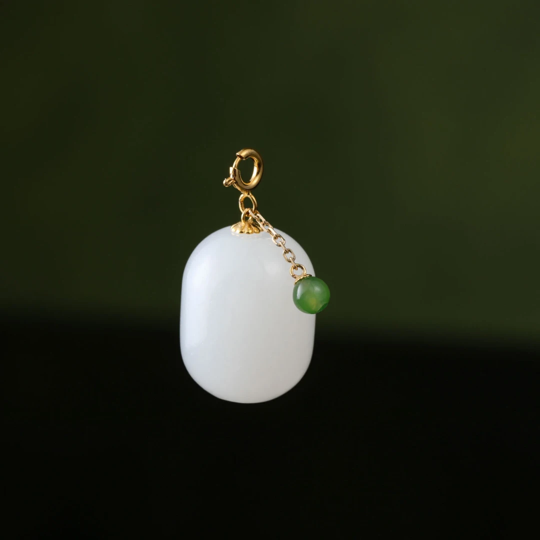 【意婵】《青末了》(16.5mm)天然新疆山流水羊脂白玉吊坠18K金-913492