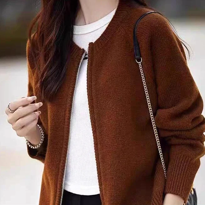 职业阿玛诗官2025年秋冬新款圆领双拉链羊毛针织开衫毛衣外套女