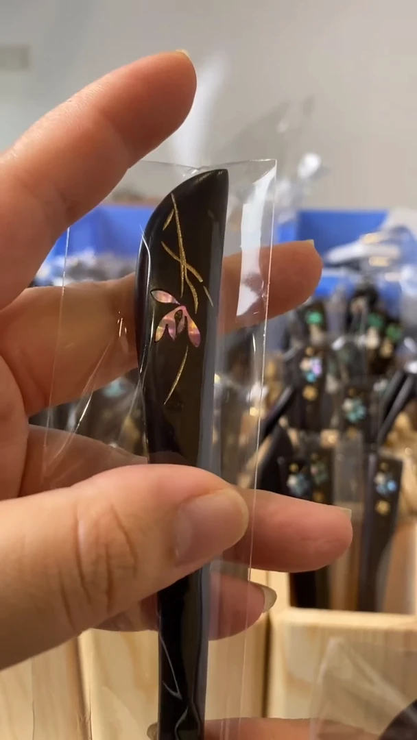 非金属木质画**圈18美丽发簪 单面