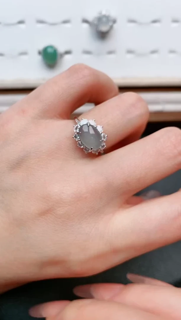 【闪购商品】翡翠戒指银S925镶嵌......