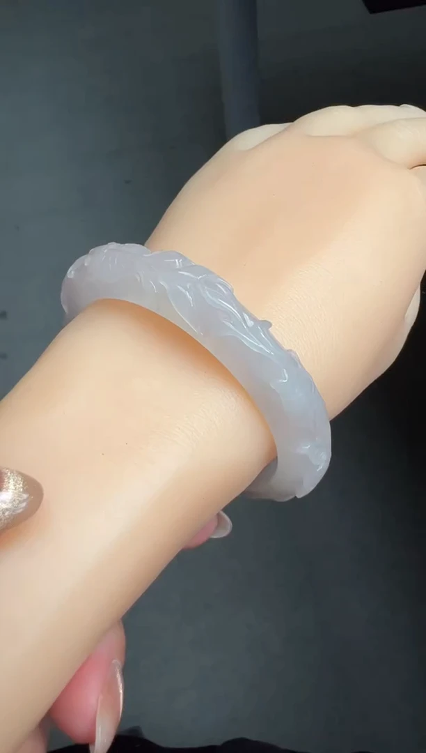 【闪购商品】翡翠手镯未镶嵌53-55#荷花鱼手镯