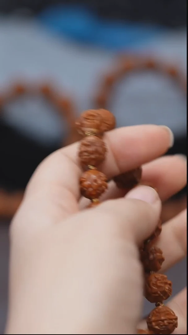 手串/手链橄榄核是**失橄榄核