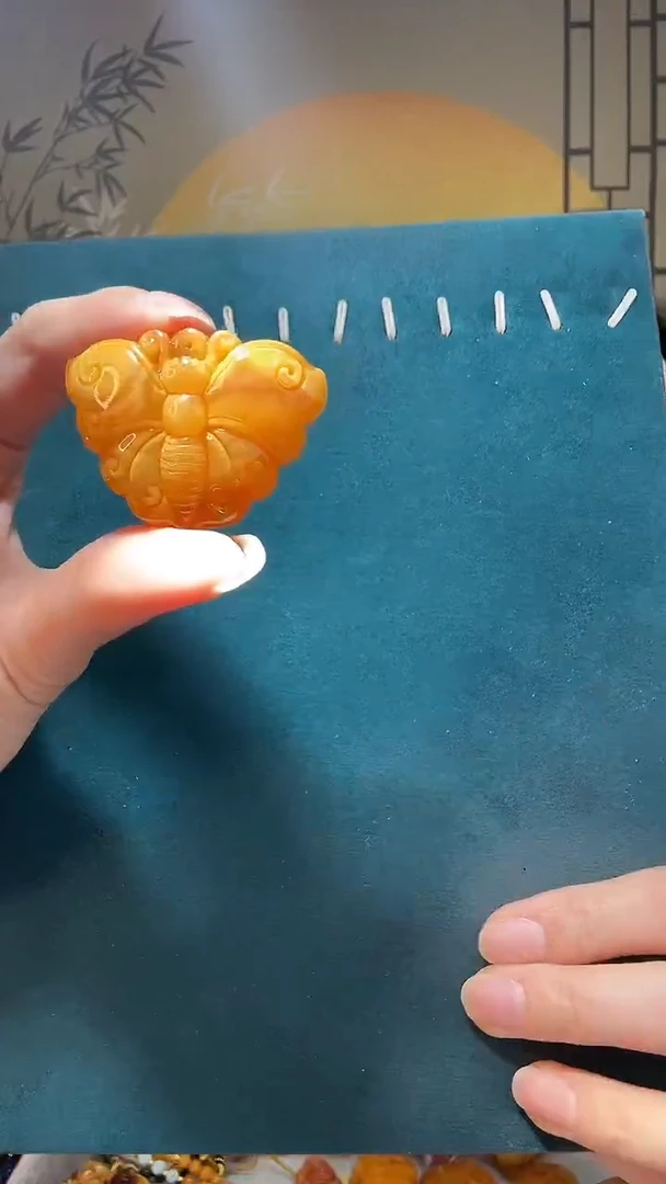 【闪购商品】琥珀裸石未镶嵌A0581天然蜜蜡绑绳