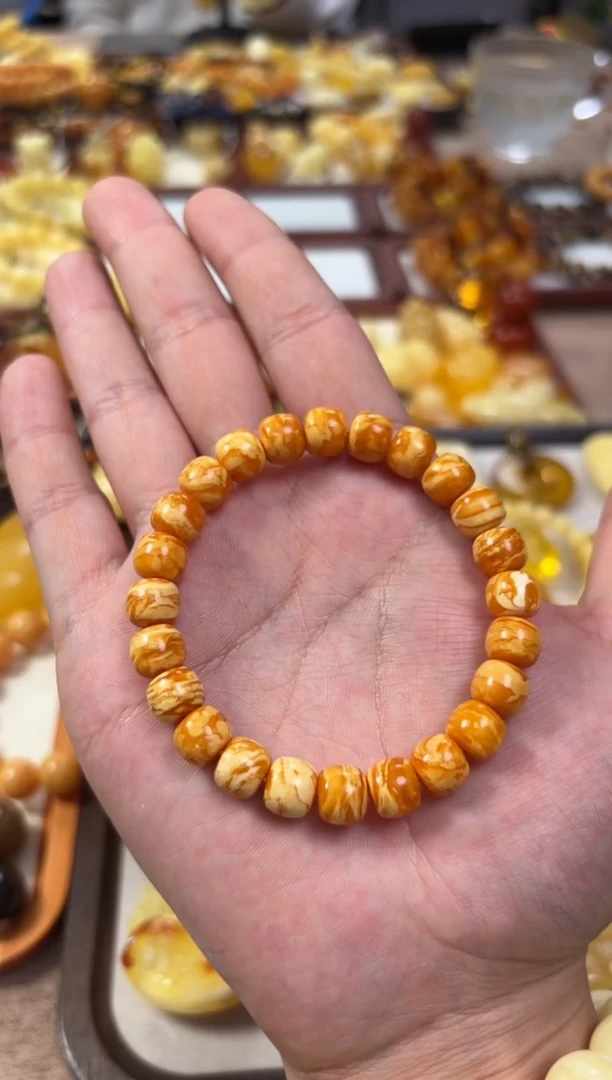【闪购商品】蜜蜡裸石未镶嵌手串