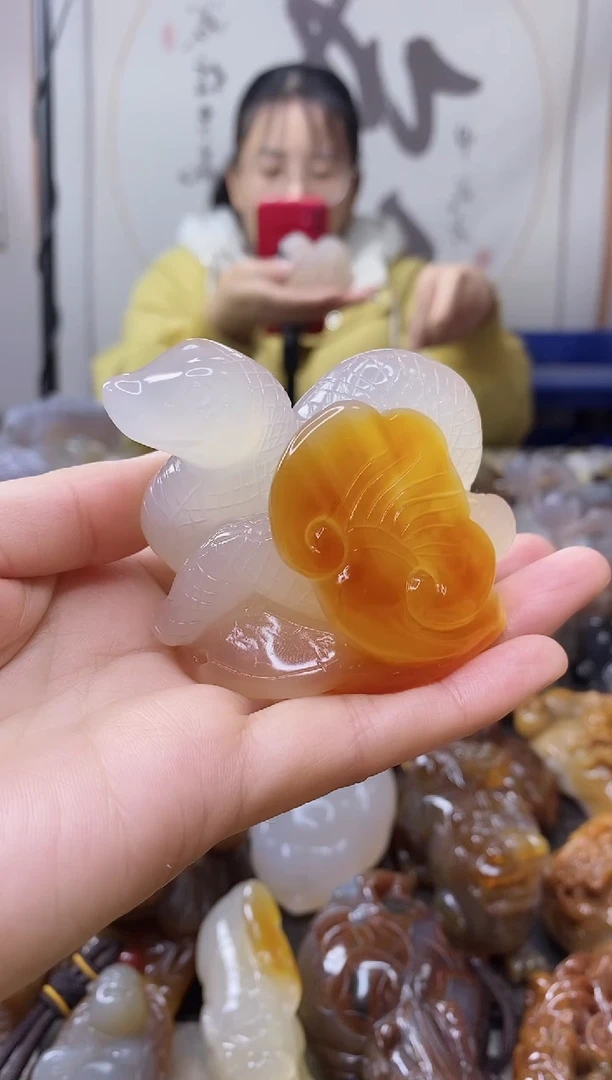 【闪购商品】玛瑙/玉髓手把件未镶嵌0