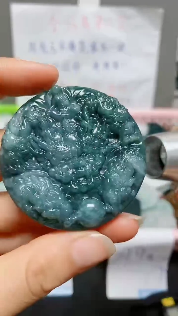 【闪购商品】翡翠颈饰未镶嵌天然翡翠A货