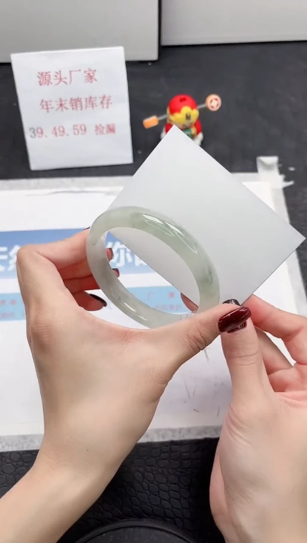 【闪购商品】石英质玉手镯未镶嵌326-63