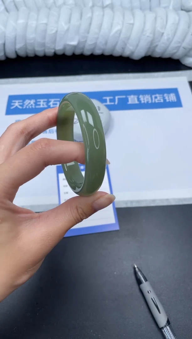未镶嵌手镯石英质玉M22-59.5SHS