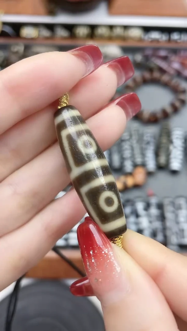 【闪购商品】玛瑙/玉髓珠珠未镶嵌地门四眼