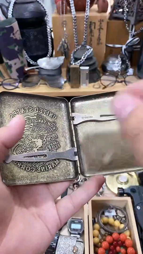瓷片闪购商品  如图所示