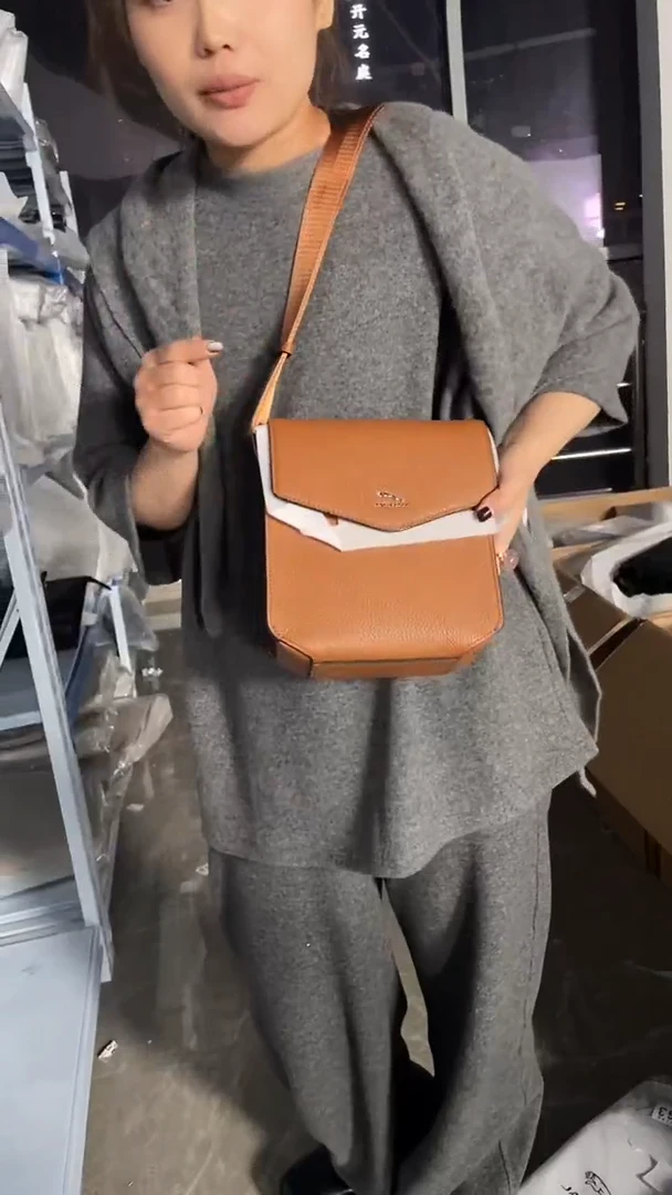 头层牛皮758品牌男包清货中（不要卡单，理性消费）/默认微瑕