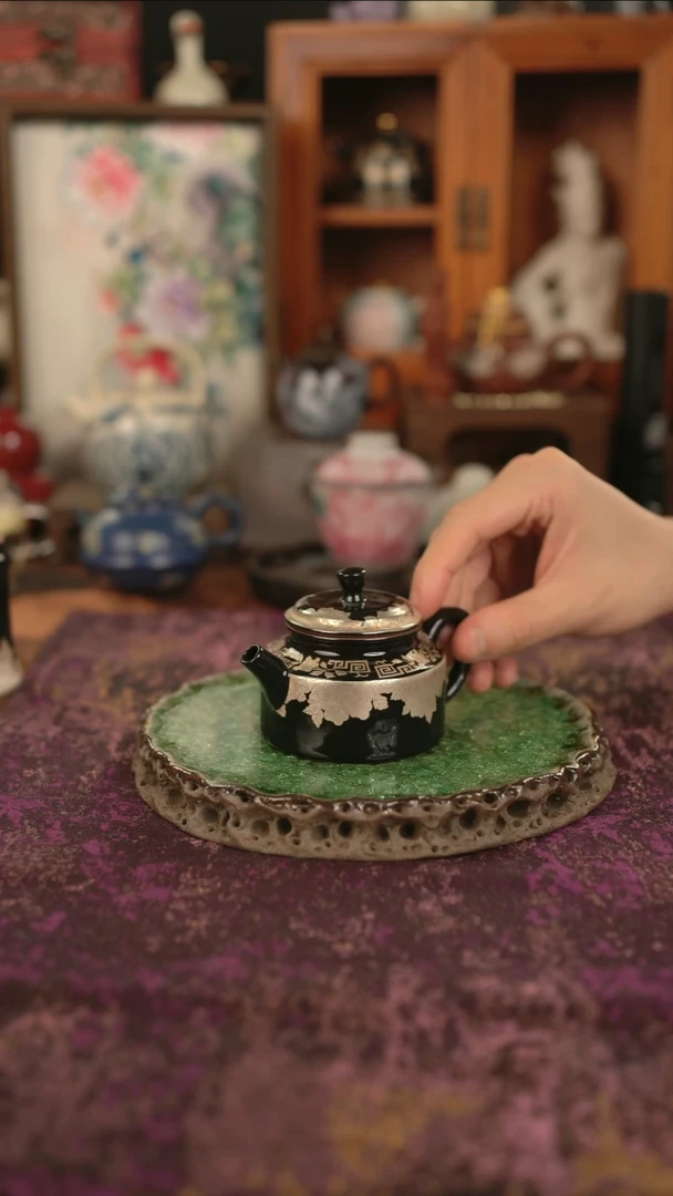 摩吉陶陶闪拍链接 颜荣聪德钟壶