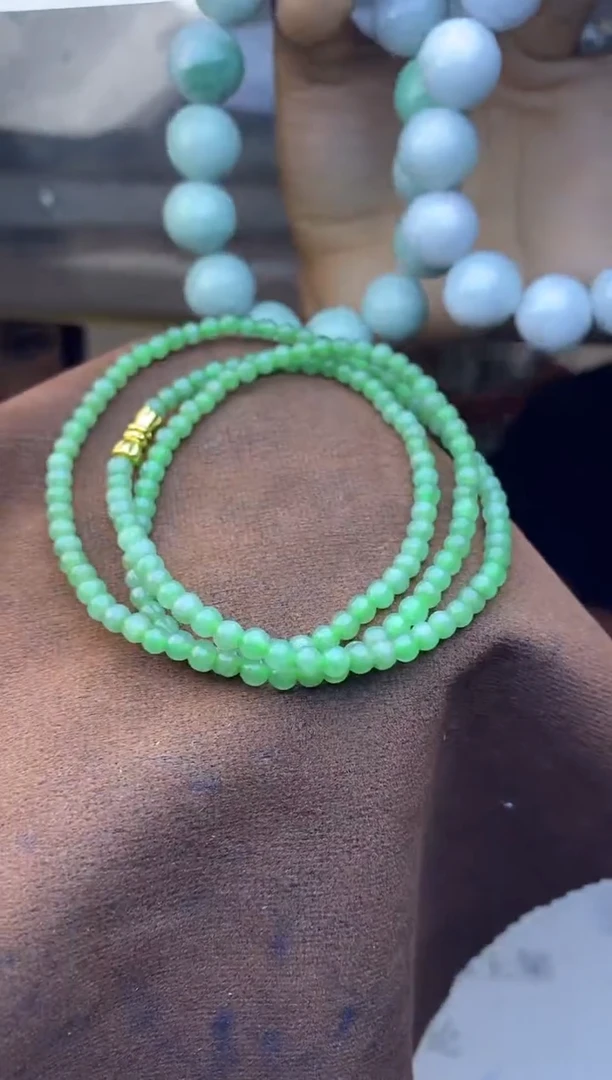 【闪购商品】定制翡翠未镶嵌珠串 多样性发货 拍一发一