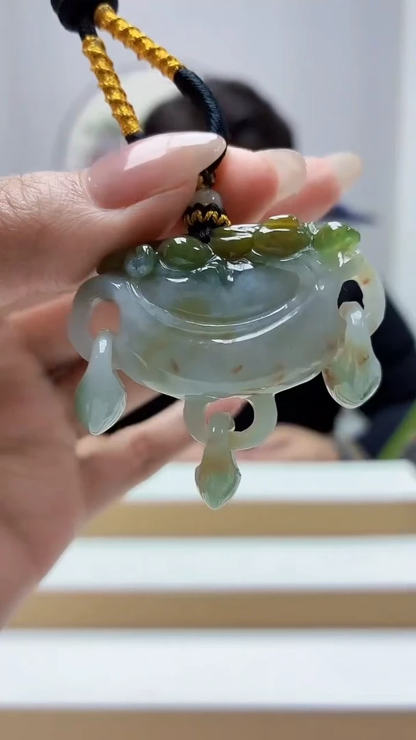 未镶嵌定制翡翠5060MM-毛货挂件111