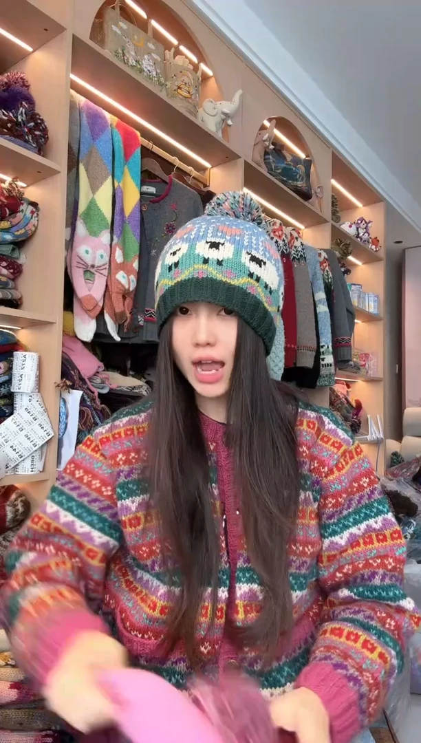 羊毛爱心小羊帽
