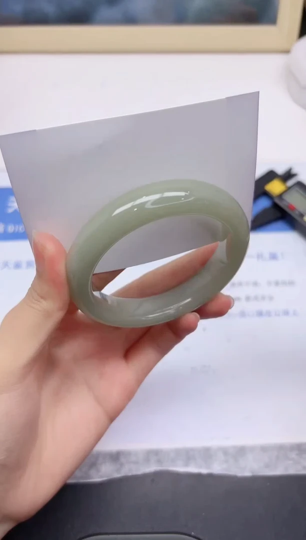 石英质玉手镯未镶嵌116-56.6