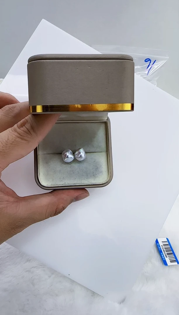 银S925镶嵌淡水珍珠DA巴洛克珍珠耳饰 y155