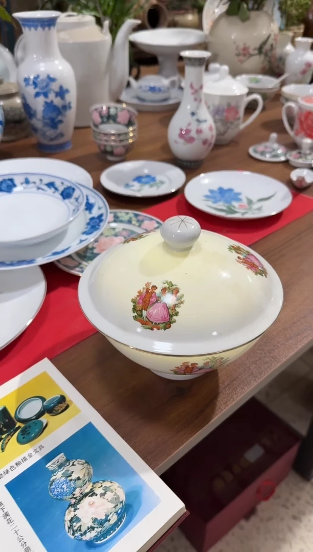 【闪购商品】其他罗密欧盖碗17.5厘米微瑕