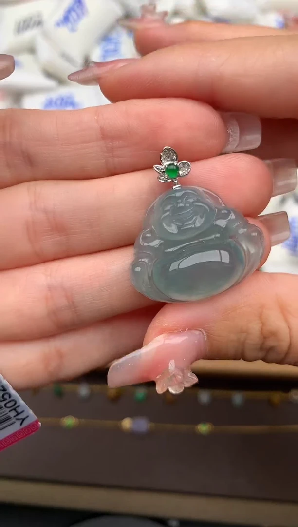 翡翠挂件18K金镶嵌一