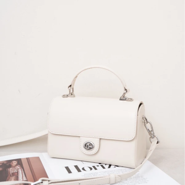 【RAIN.CUN】J-6161-奶白RAIN.CUN.百搭腋下斜跨女包