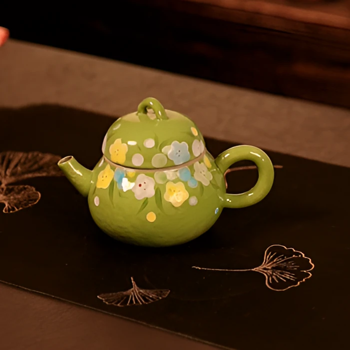 当代 绿意盈香亮面釉釉下彩纯手绘小清新陶瓷茶具圆肚壶