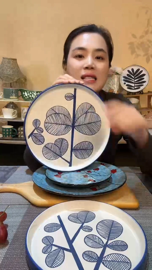 瓷片11英寸手绘盘 微瑕介意勿拍